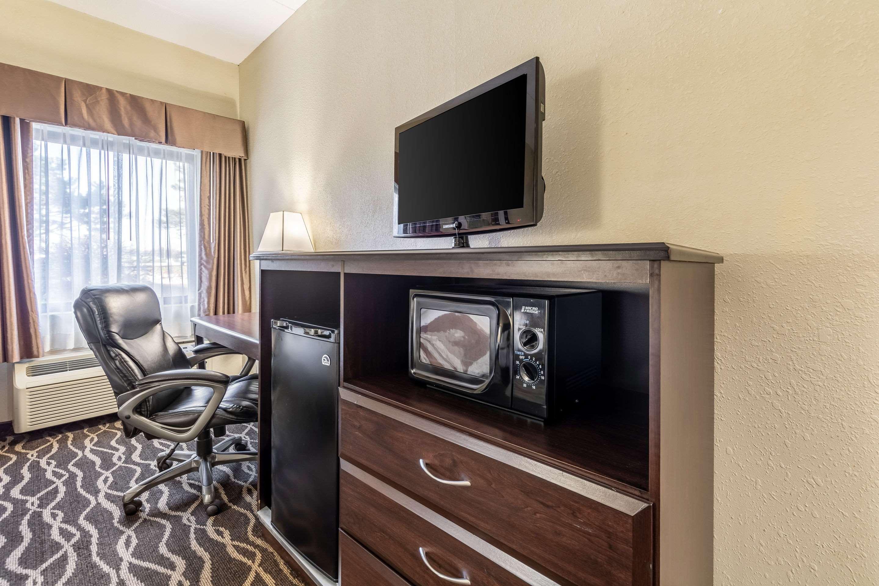 Quality Inn & Suites Southport Indianapolis Luaran gambar